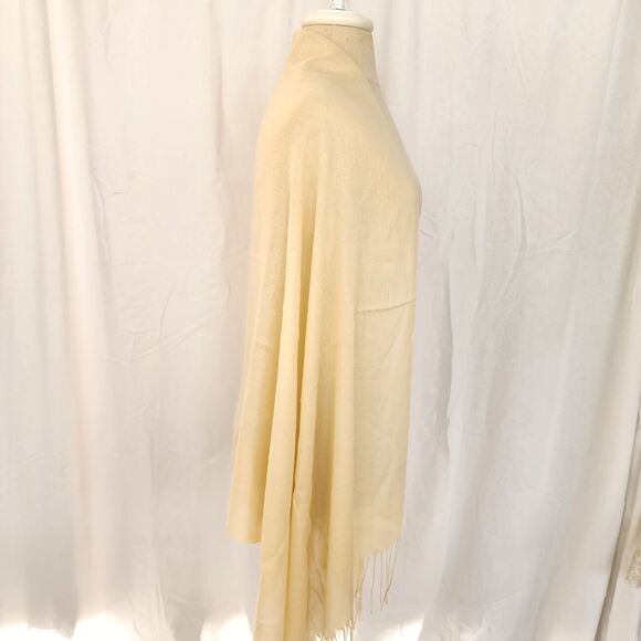 Cashmere Soft Shawl Fringe Buttery Yellow Rectangle Scarf Light Evening Wrap New - Picture 7 of 10
